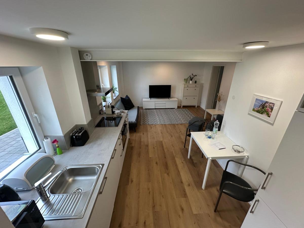 Modernes Mit Eigener Terrasse&garten Apartment *